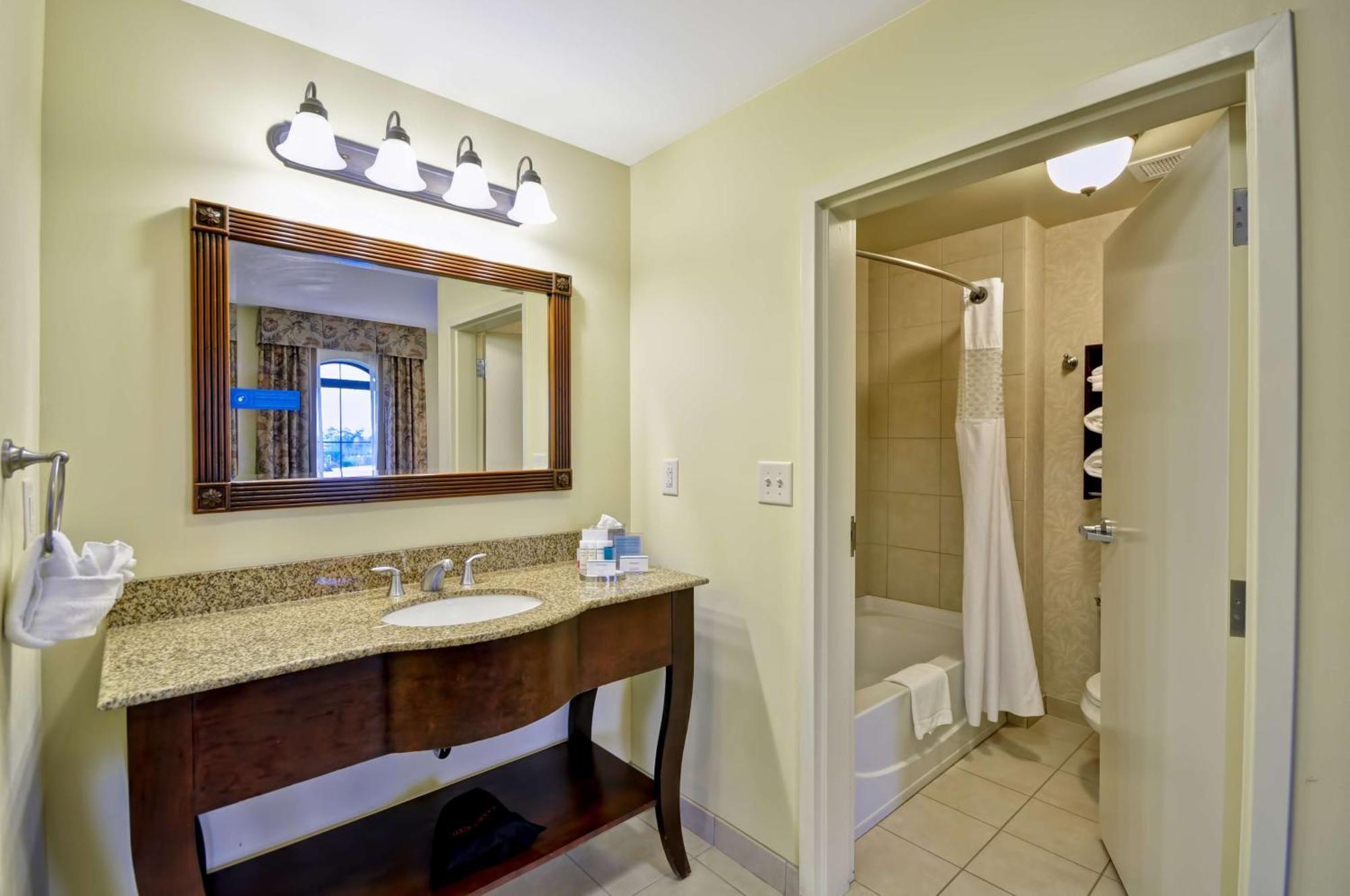 Hampton Inn & Suites North Charleston-University Boulevard Екстер'єр фото