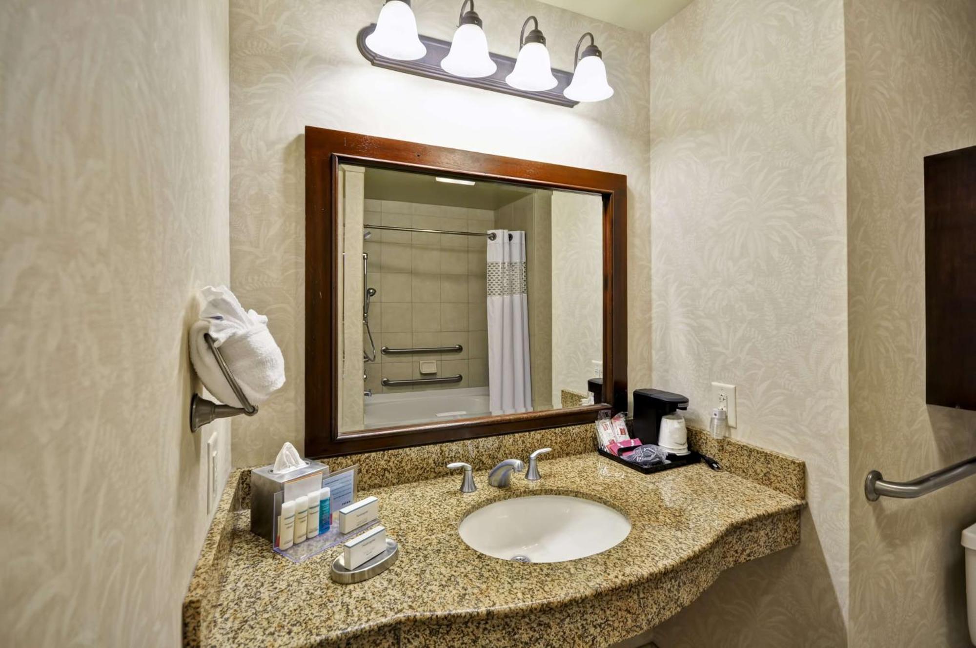 Hampton Inn & Suites North Charleston-University Boulevard Екстер'єр фото