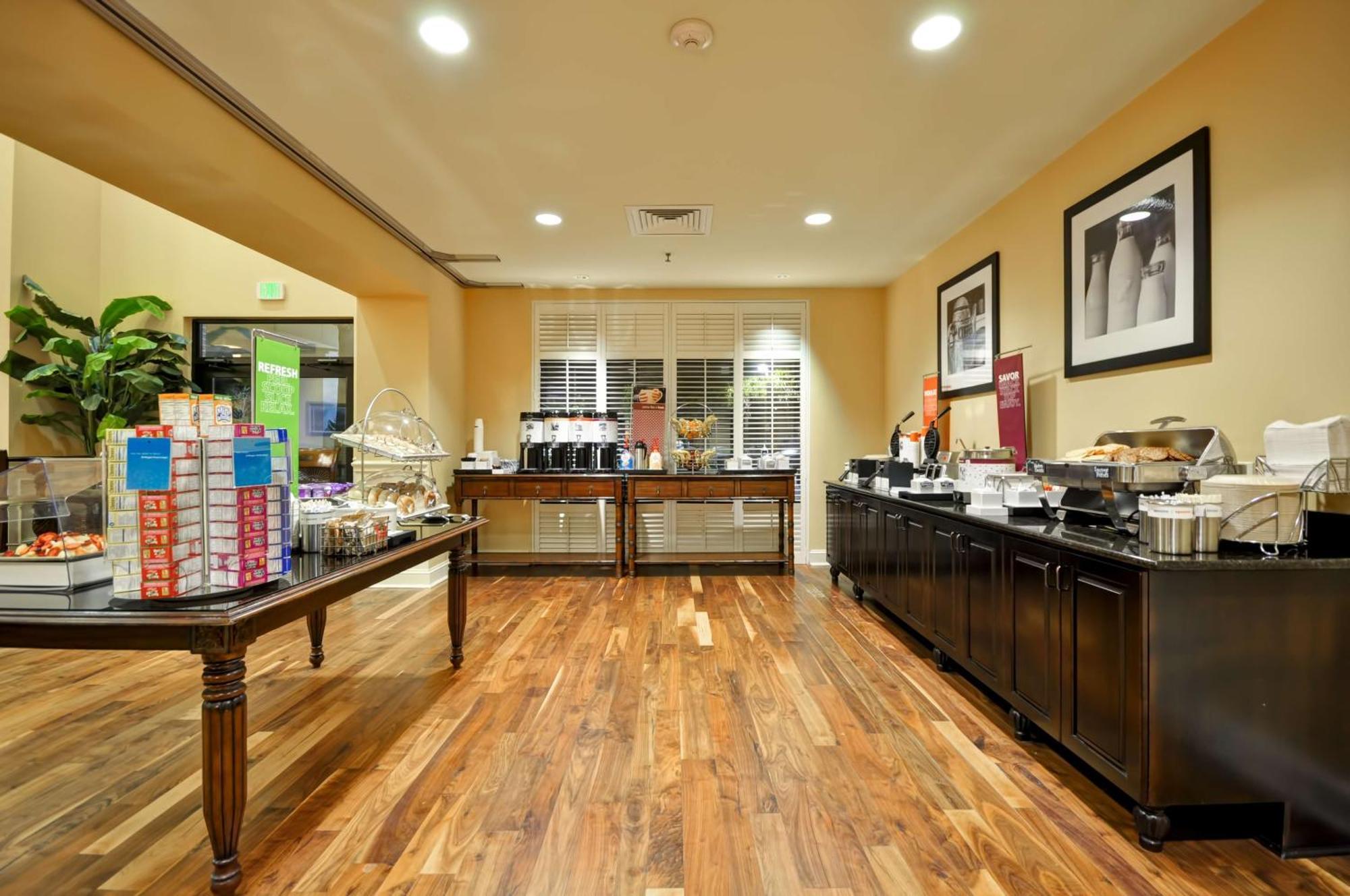 Hampton Inn & Suites North Charleston-University Boulevard Екстер'єр фото