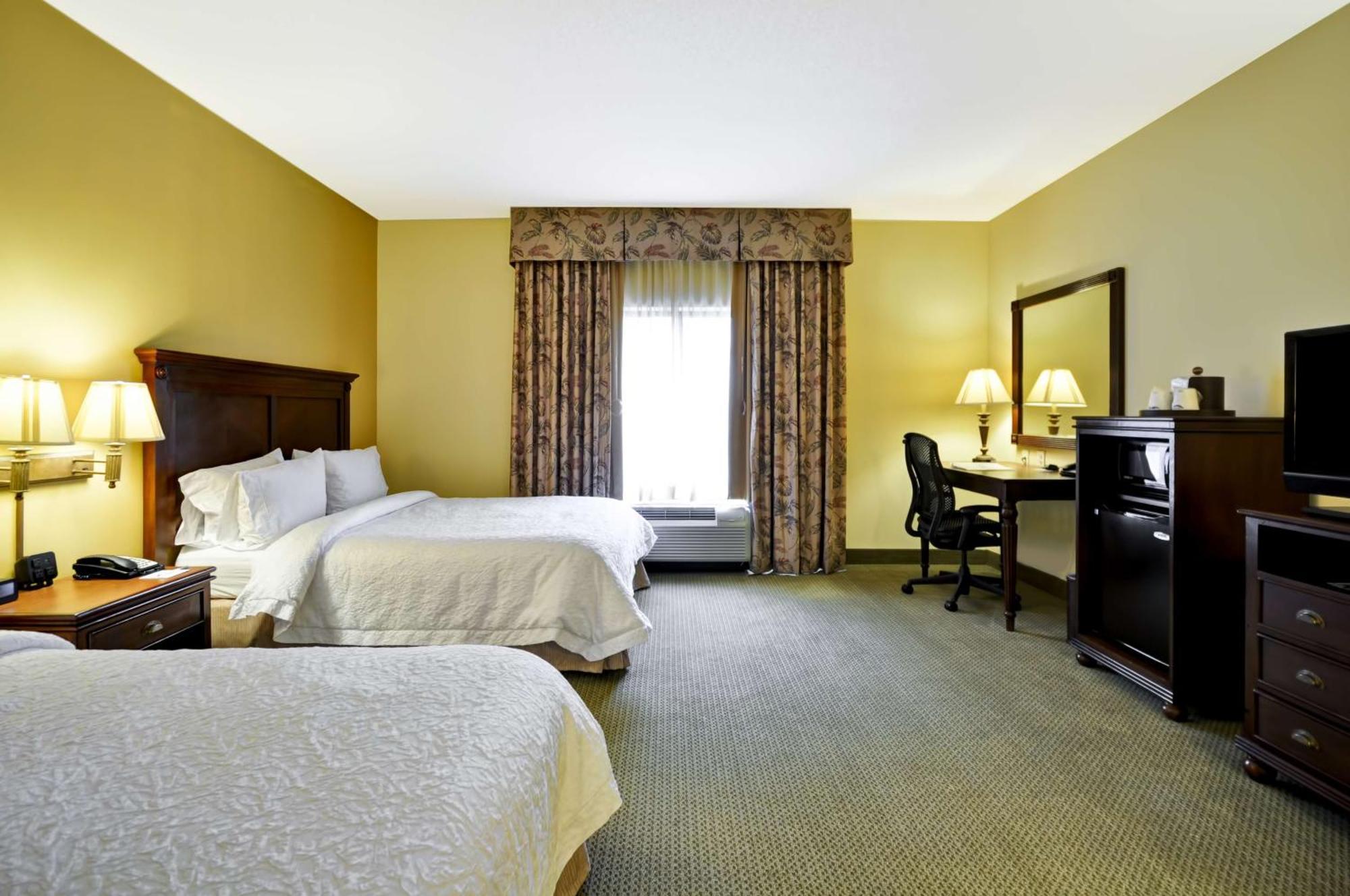 Hampton Inn & Suites North Charleston-University Boulevard Екстер'єр фото